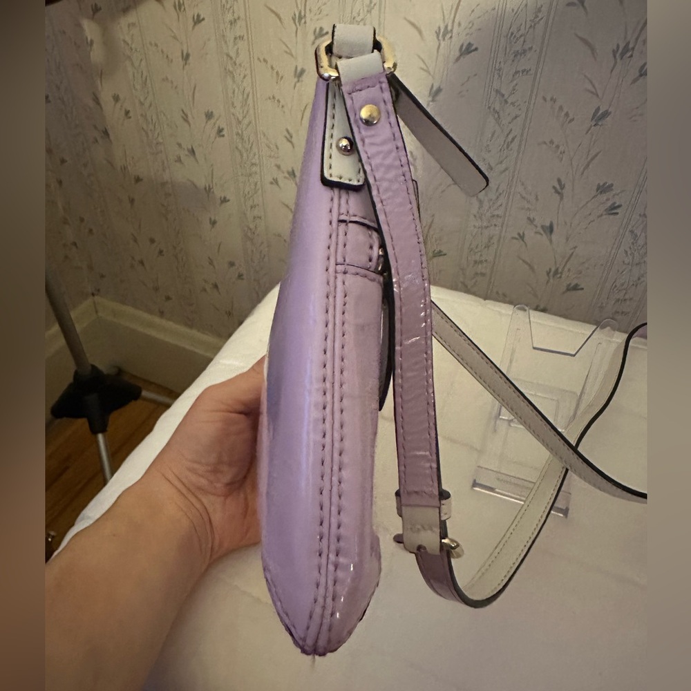 Kate Spade Patent Purple Crossbody w/Storybook Lining - Picture 7 of 14